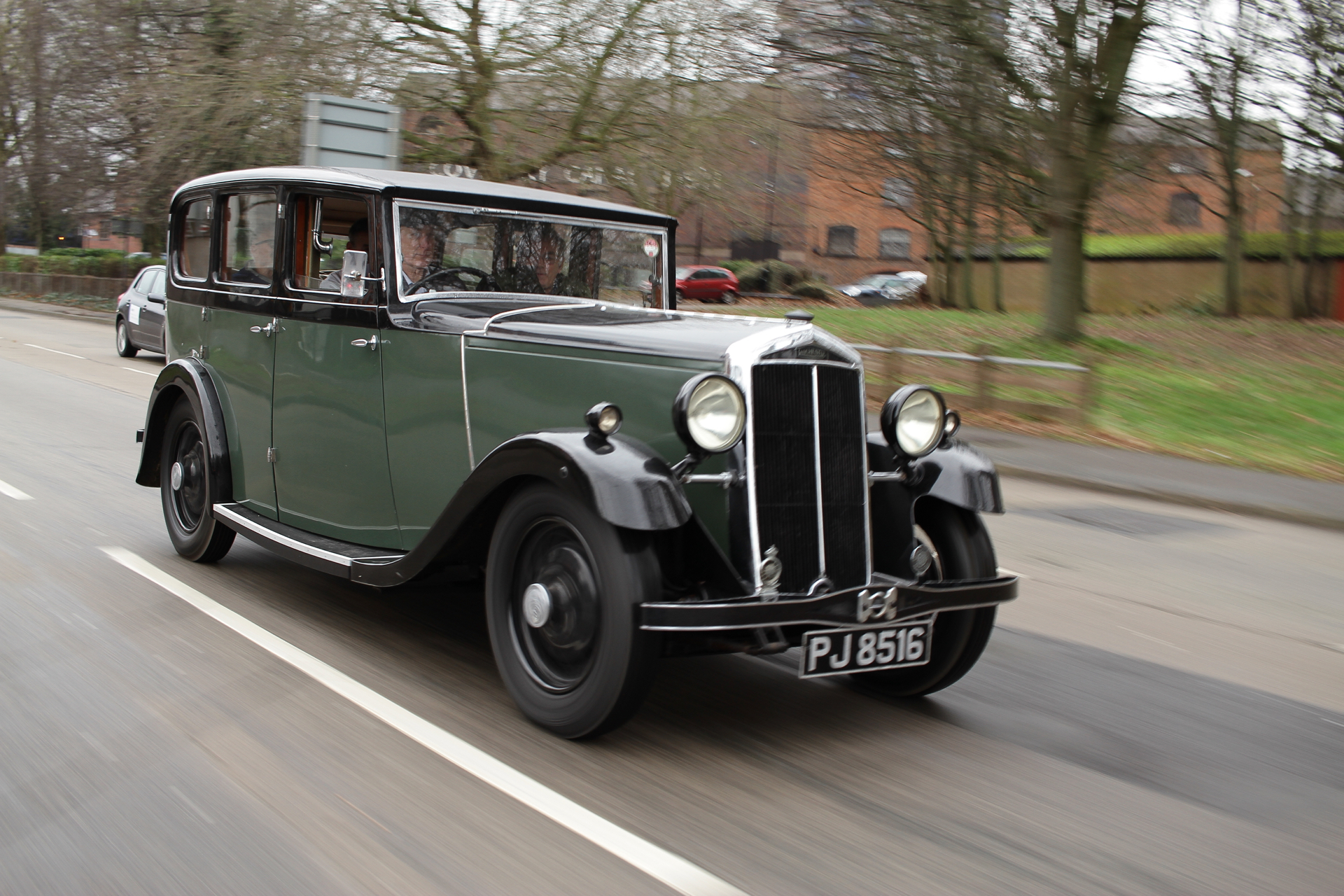 On the road with Coventry University's 1932 Lanchester car
