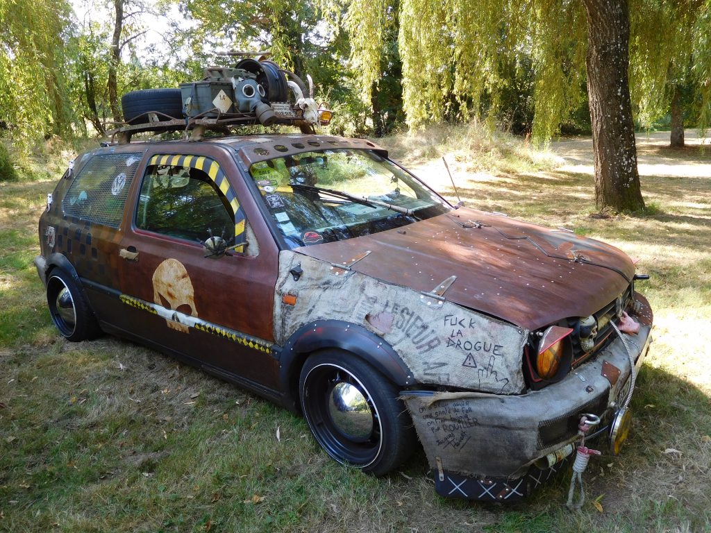 There are differences to the practice of customisation from the Kustom culture of the USA Rock n Roll era to the Mad Max style Rat Look of deconstructing your post apocalypse ride.